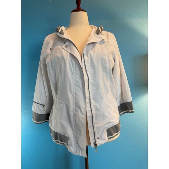 Chico's Zenergy Light Jacket Lined Pockets Attached Hood Zipper Snap Close 2 12 - Picture 6 of 9